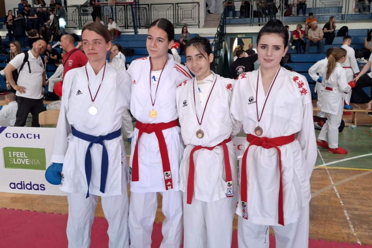Hannah-Vela Rauter in Nuša Janžekovič sta dosegli 3. mesto
