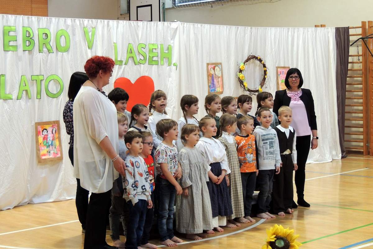 Prireditev Srebro v laseh, zlato v srcu