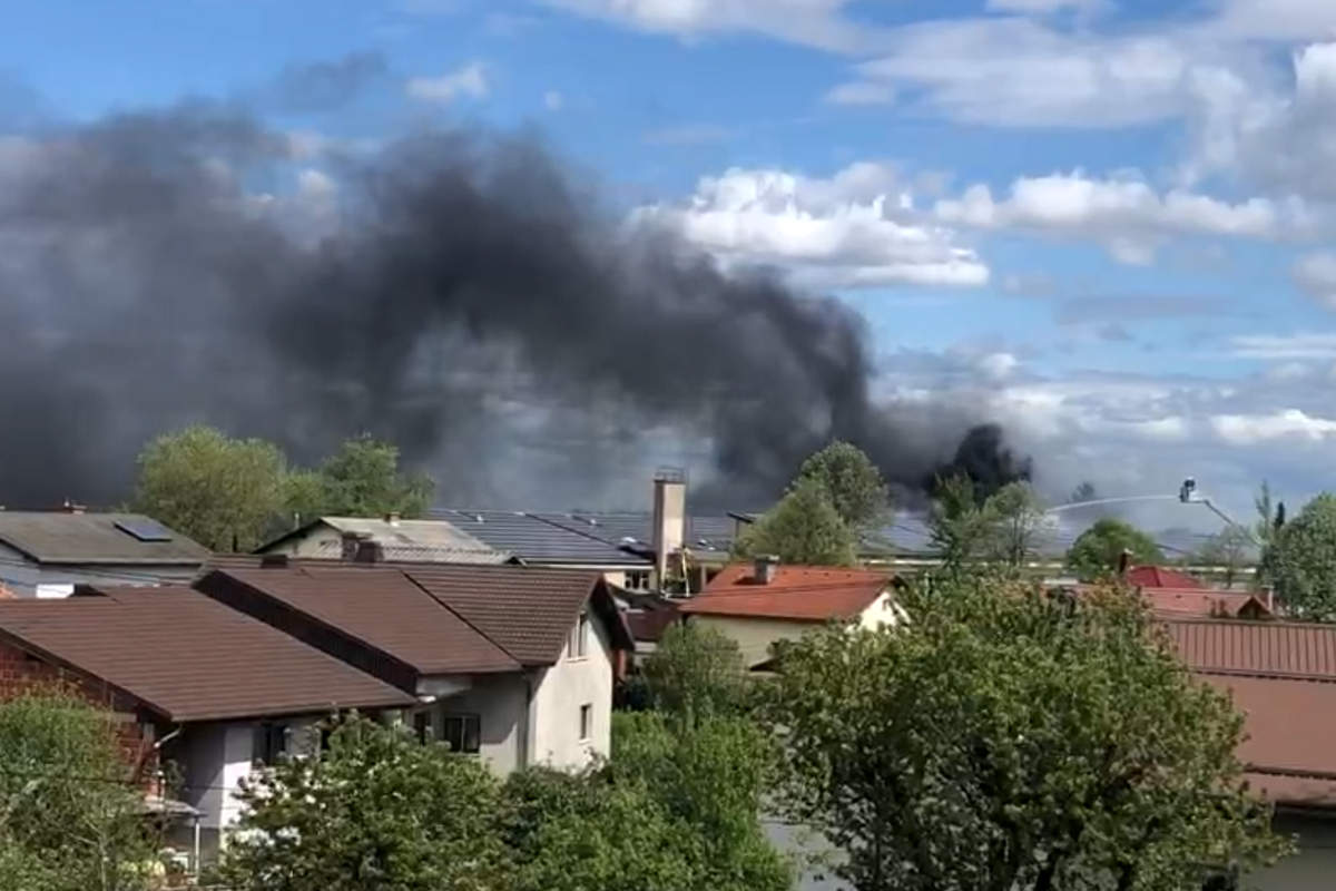 Požar na strehi OŠ Beltinci