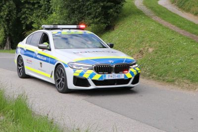 Policija