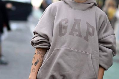 GAP pulover