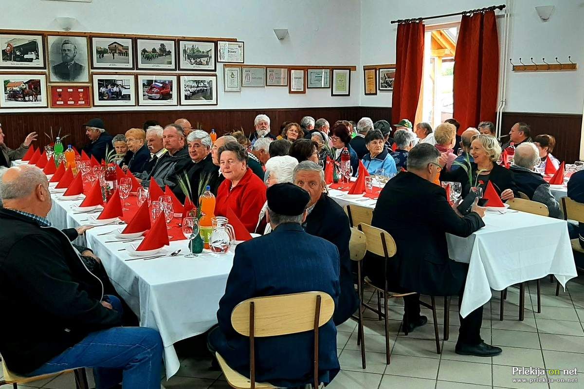 Srečanje starejših krajanov KS Radoslavci