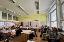 Mednarodno sodelovanje z roko v roki