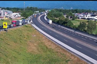 Nastaja zastoj 3 - 4 kilometre