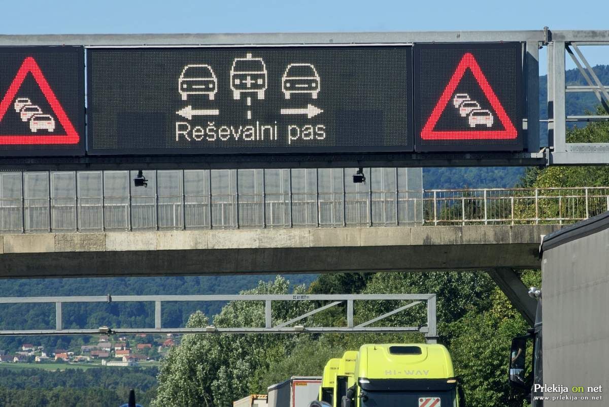 Do nesreče je prišlo na avtocesti