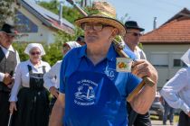 Žetev 2000 zlatih zrn