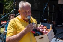 Žetev 2000 zlatih zrn
