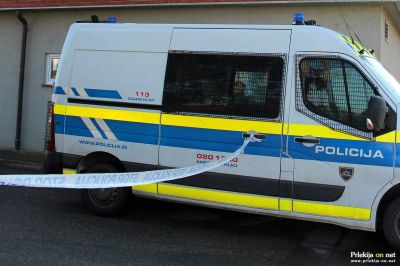 Za smrt 84-letnice v Miklavžu na Dravskem polju kazensko ovaden 50-letni moški