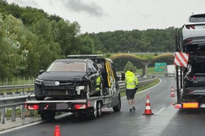Prometna nesreča na avtocesti