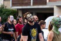 Zombi povorka