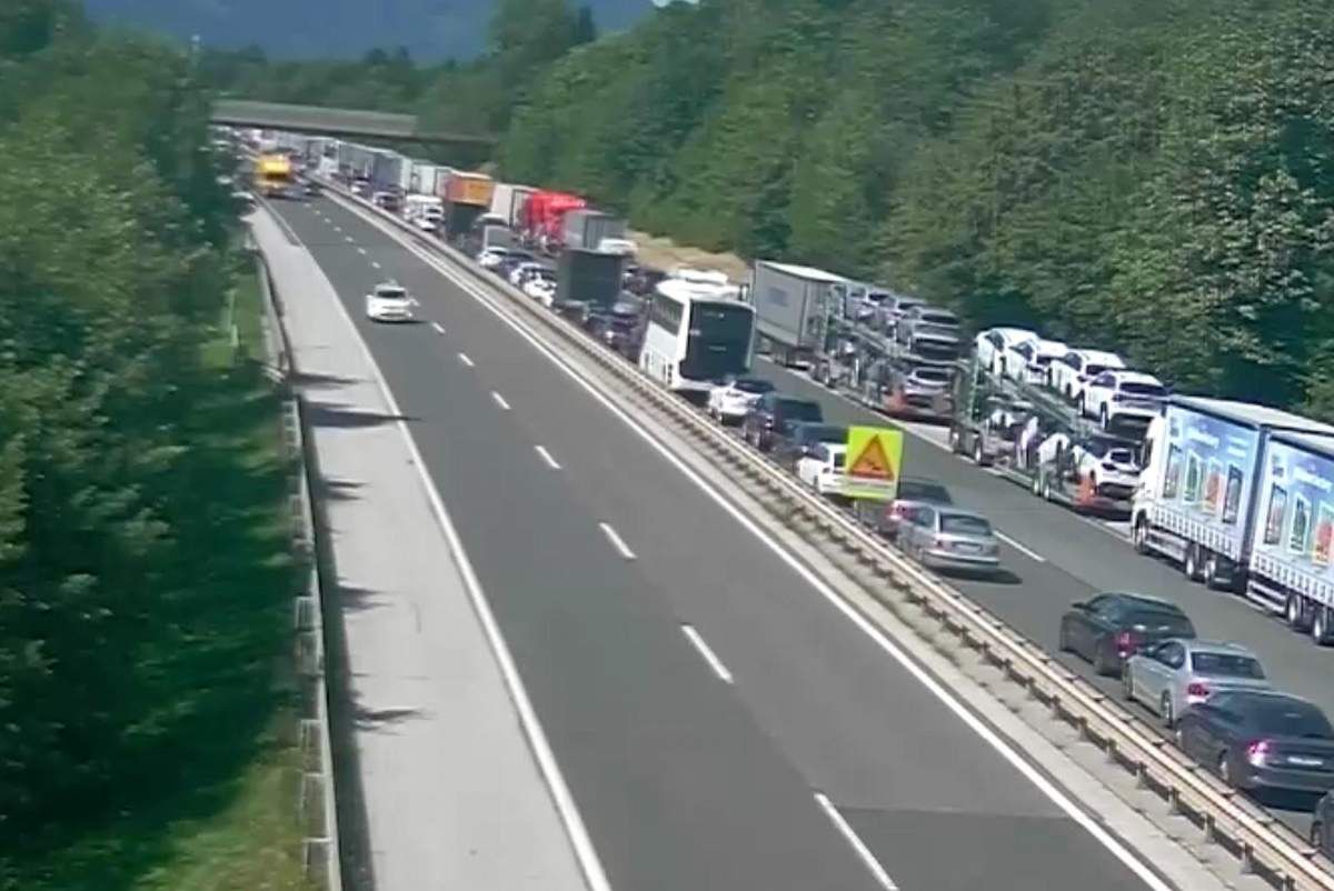 Nastajajo daljši zastoji Nastajajo daljši zastoji