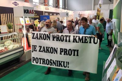 Živinorejci na sejmu, foto: Kmetijsko gozdarska zbornica Slovenije