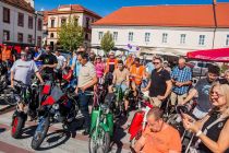 MOPED Tur de Mur 2024