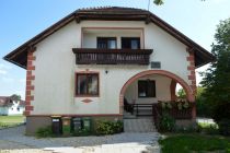 Odprtje apartmajev na Štuhecovi domačiji