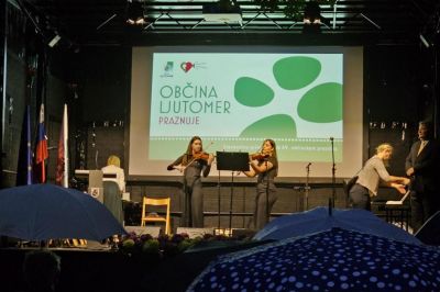 Slavnostna prireditev s podelitvijo občinskih nagrad in priznanj