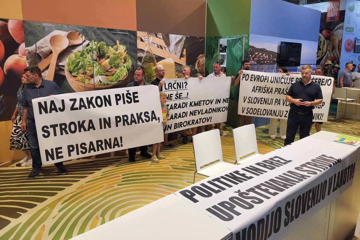 Živinorejci na sejmu, foto: Kmetijsko gozdarska zbornica Slovenije