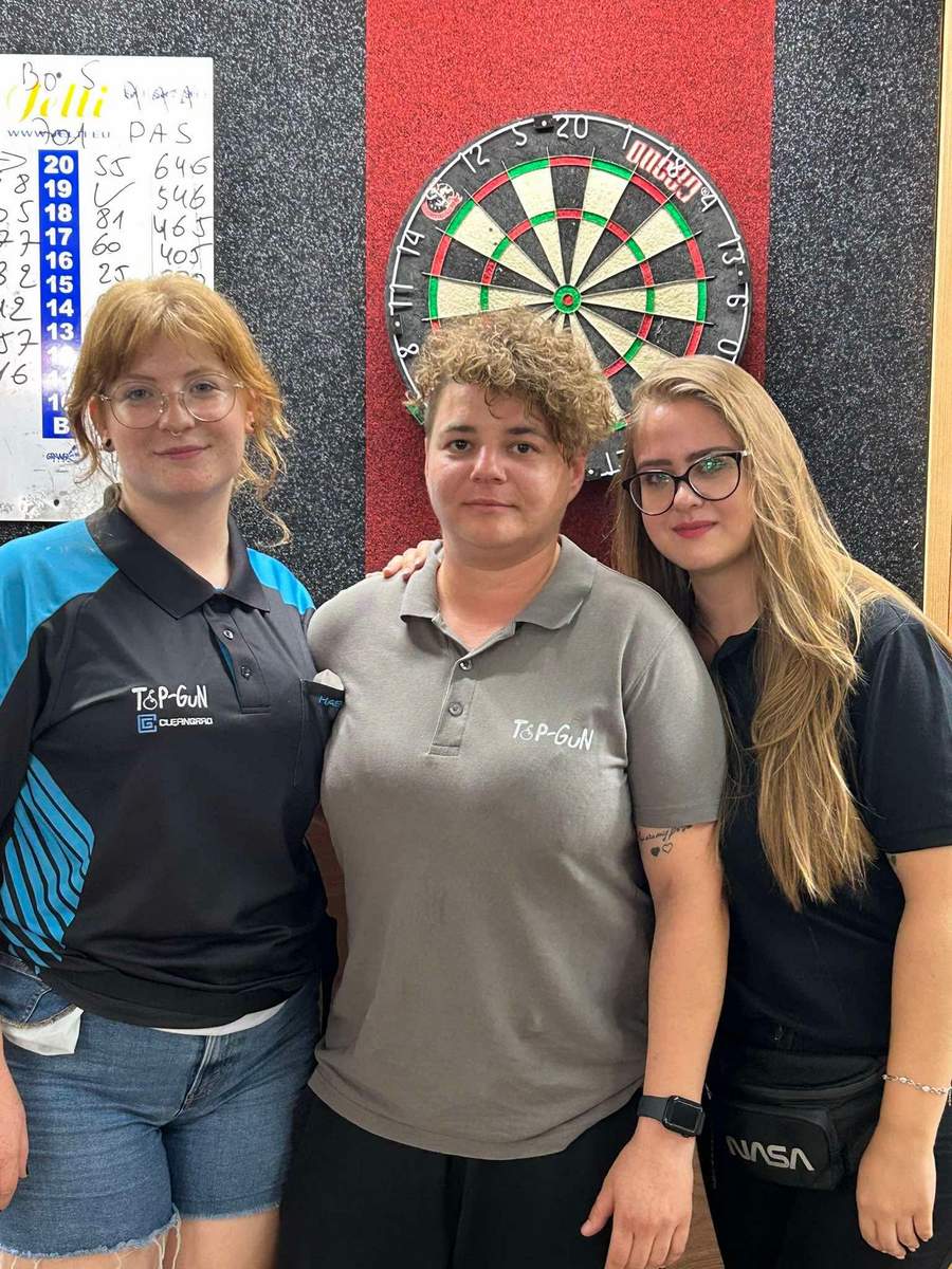Zala Gorjak, Petra Klemenčič in Lea Zabavnik