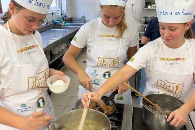  16. tekmovanje za Zlato kuhalnico na SŠGT Radenci