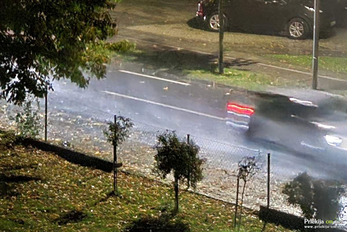 Ponoči nas je zajelo neurje