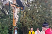 Obnovljeni Bruncov križ in župnijski dan v Dokležovju