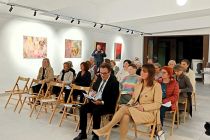 Okrogla miza O vlogi umetnika