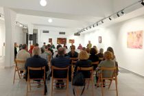 Okrogla miza O vlogi umetnika