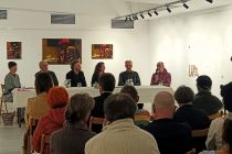 Okrogla miza O vlogi umetnika