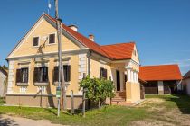 Ritlopova domačija Kobilje