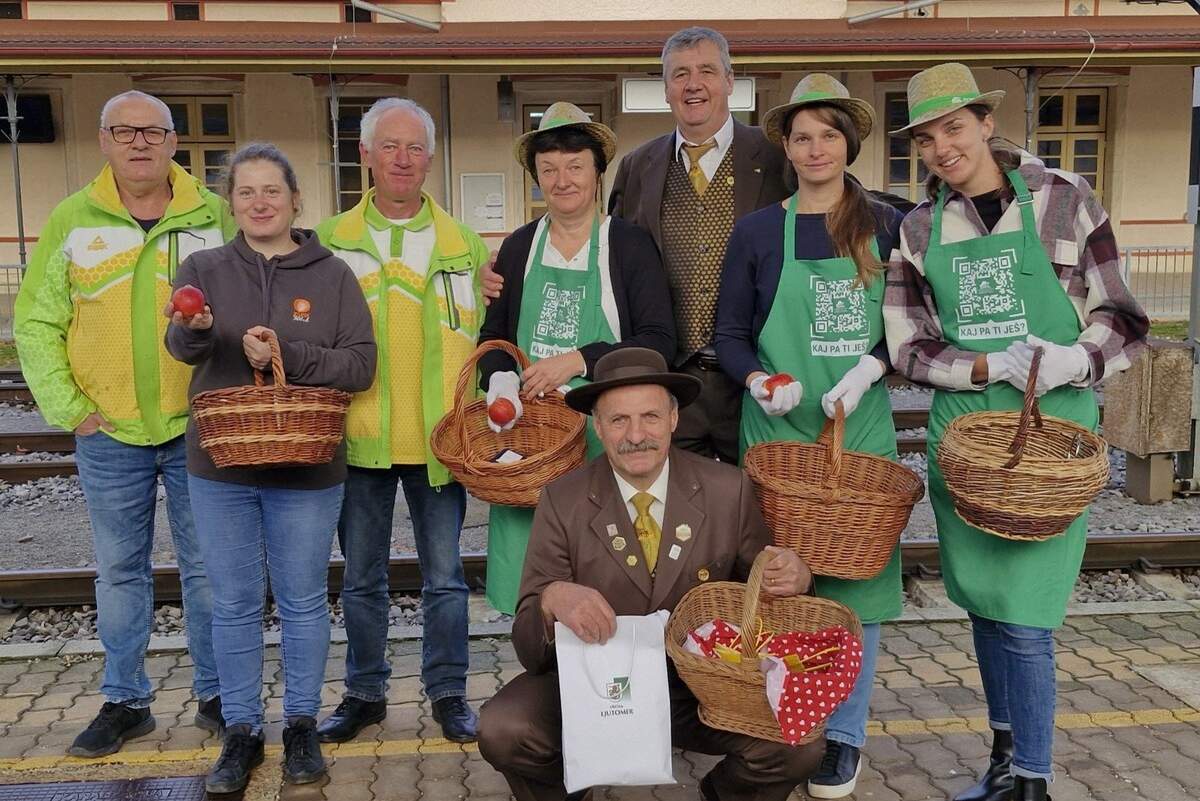 Lokalna hrana na vlakih, foto: Janez Vencelj