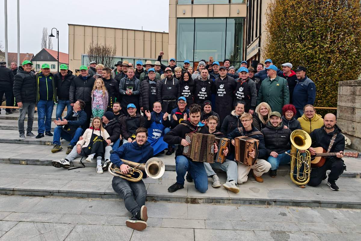 1. Dobrodelna golažijada, foto: TIC Sveti Jurij ob Ščavnici 1. Dobrodelna golažijada, foto: TIC Sveti Jurij ob Ščavnici