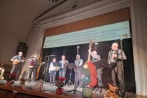 Babicaj podaj mi roko 2025