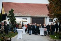 Jurakovo »Sončnično polje« v Vučji vasi