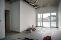 Poslovno-stanovanjski objekt v Apačah