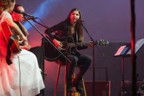 Prvi samostojni koncert Ben-Maj in Julia