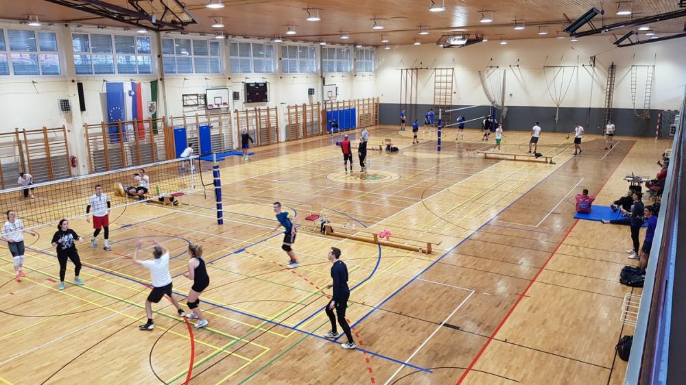 19. Novoletni turnir v odbojki