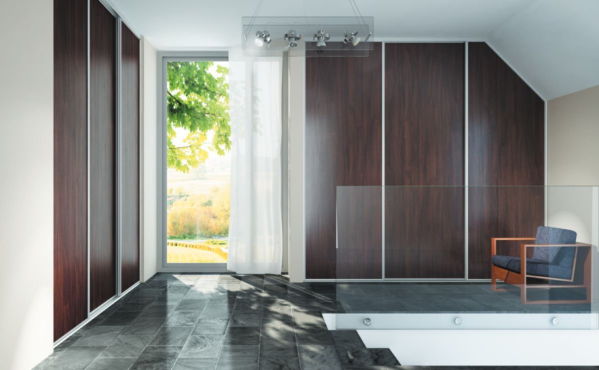 Omara z drsnimi vrati Omara z drsnimi vrati