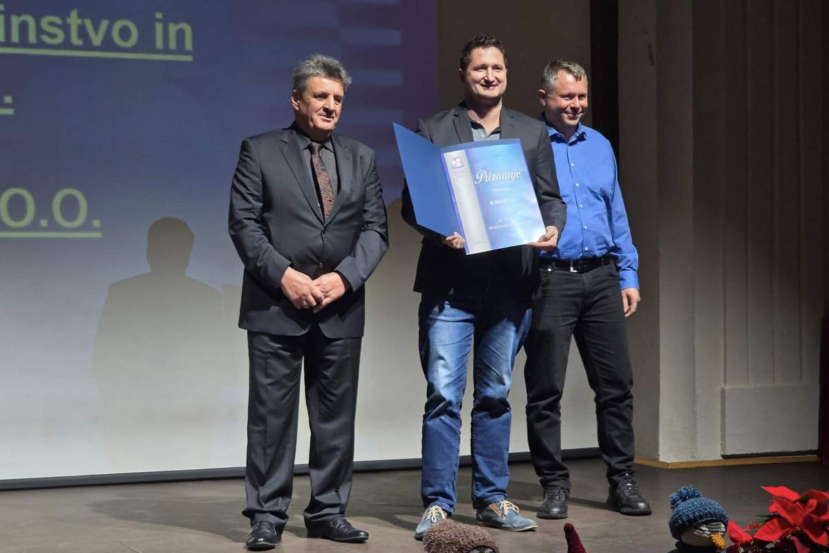 Posebno priznanje za izjemen mejnik – 100 let delovanja – je prejelo podjetje M. MULEC d.o.o. Posebno priznanje za izjemen mejnik – 100 let delovanja – je prejelo podjetje M. MULEC d.o.o.