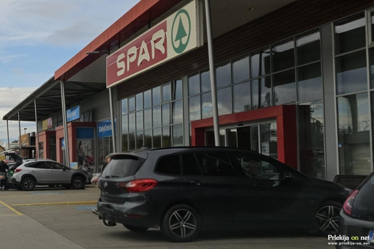 Zgodilo se je pri trgovini Spar v Ljutomeru