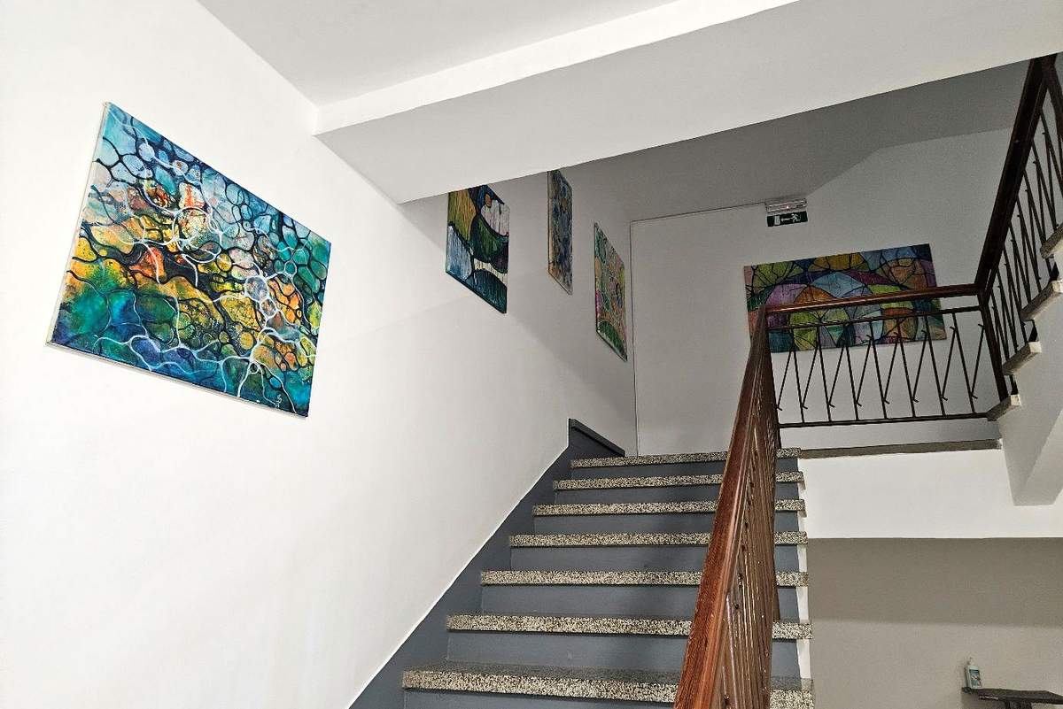 Razstava »Lüšno Pisano pa za Hasek«