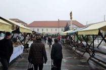 Božično-novoletna tržnica v Ljutomeru