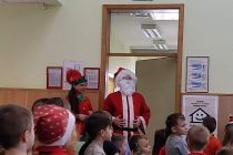 Dramatizacija »Iščemo hiško za božično miško«