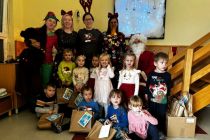 Dramatizacija »Iščemo hiško za božično miško«