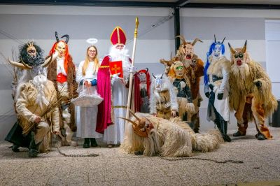 Miklavž s parklji v Mezgovcih ob Pesnici