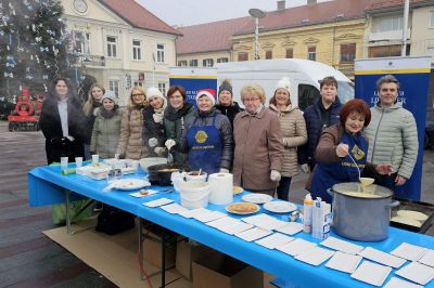 Božično-novoletna tržnica v Ljutomeru