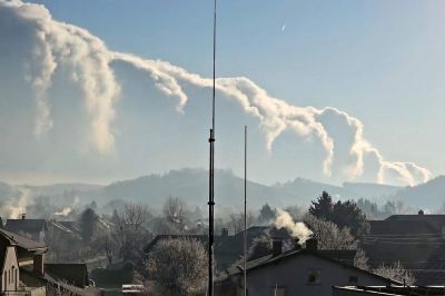 Oblak se je nenadoma pojavil v jasnem vremenu