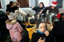 Obdarovanje otrok pri Mali Nedelji