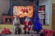 Obisk Dedka Mraza in Božička v vrtcu Grozdek Kapela