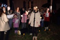 Prižig lučk na Stari Gori