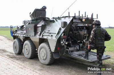 Prevrnilo se je vozilo Valuk