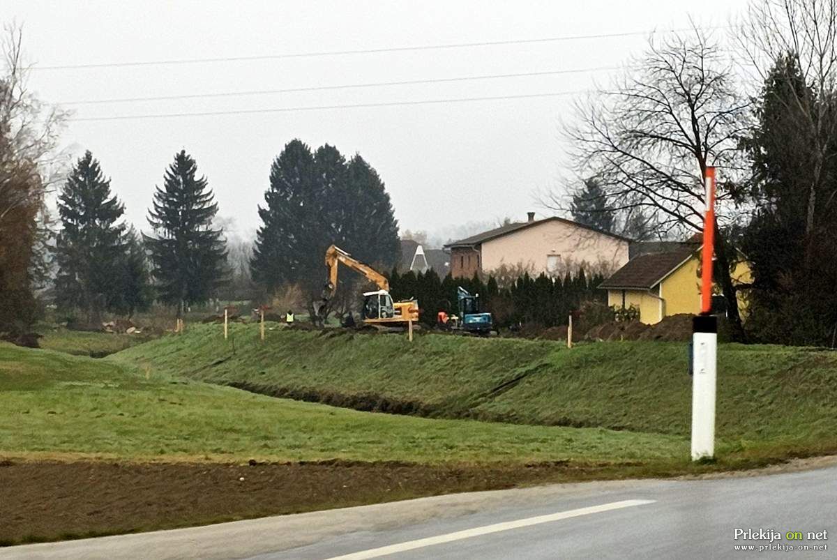 Gradnja visokovodnih nasipov v občini Razkrižje Gradnja visokovodnih nasipov v občini Razkrižje